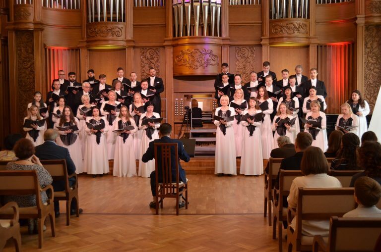 Евангельская церковь Пензы отметила юбилей шикарным концертом